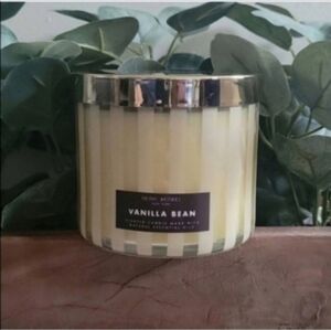 Henri Bendel Vanilla Bean Candle - Cream and Silver